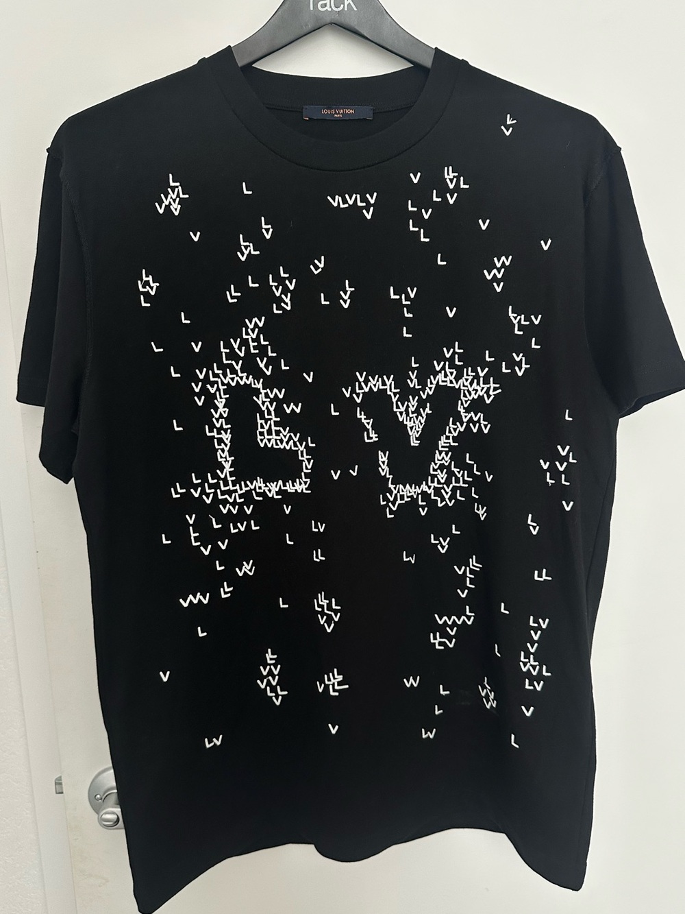Louis Vuitton Black 'LV' Scatter Logo Tee